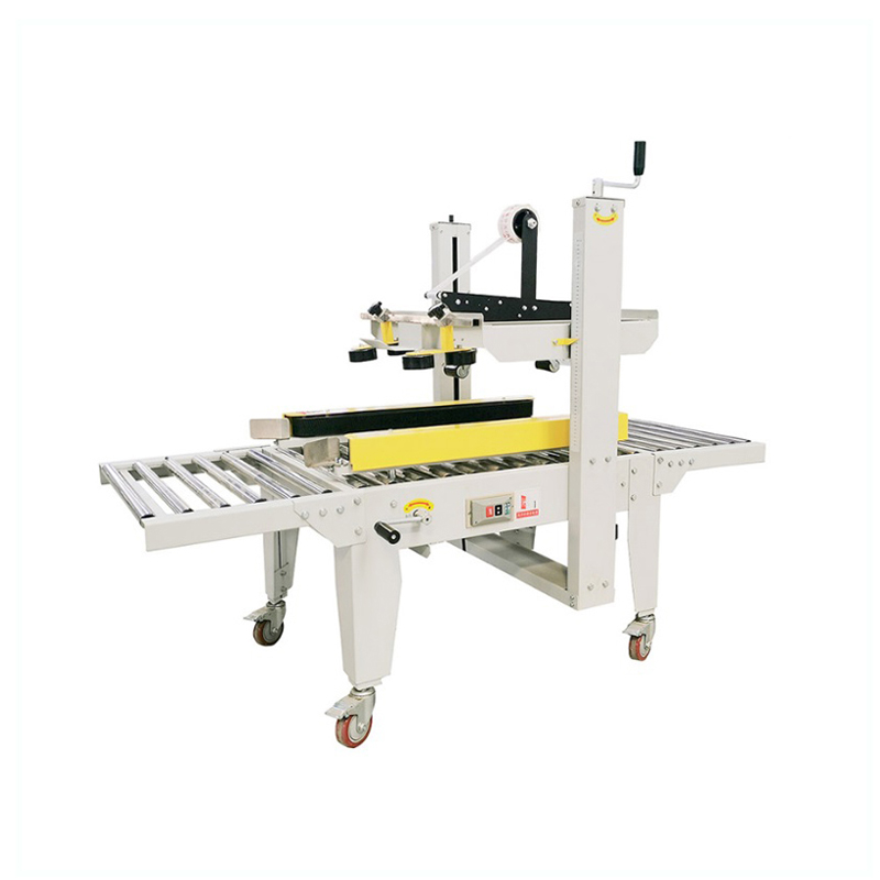 Two sides belt driven carton sealer